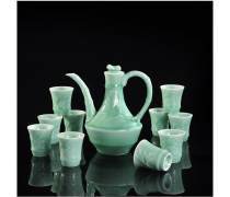 青瓷酒杯 流光溢彩的千年酒韵